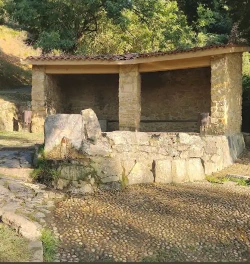 Foto de Fuente de agua en Friendog